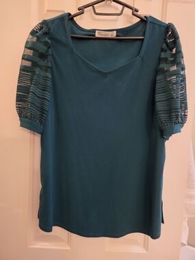 Madison Teal Puff-Sleeve V-Neck Top